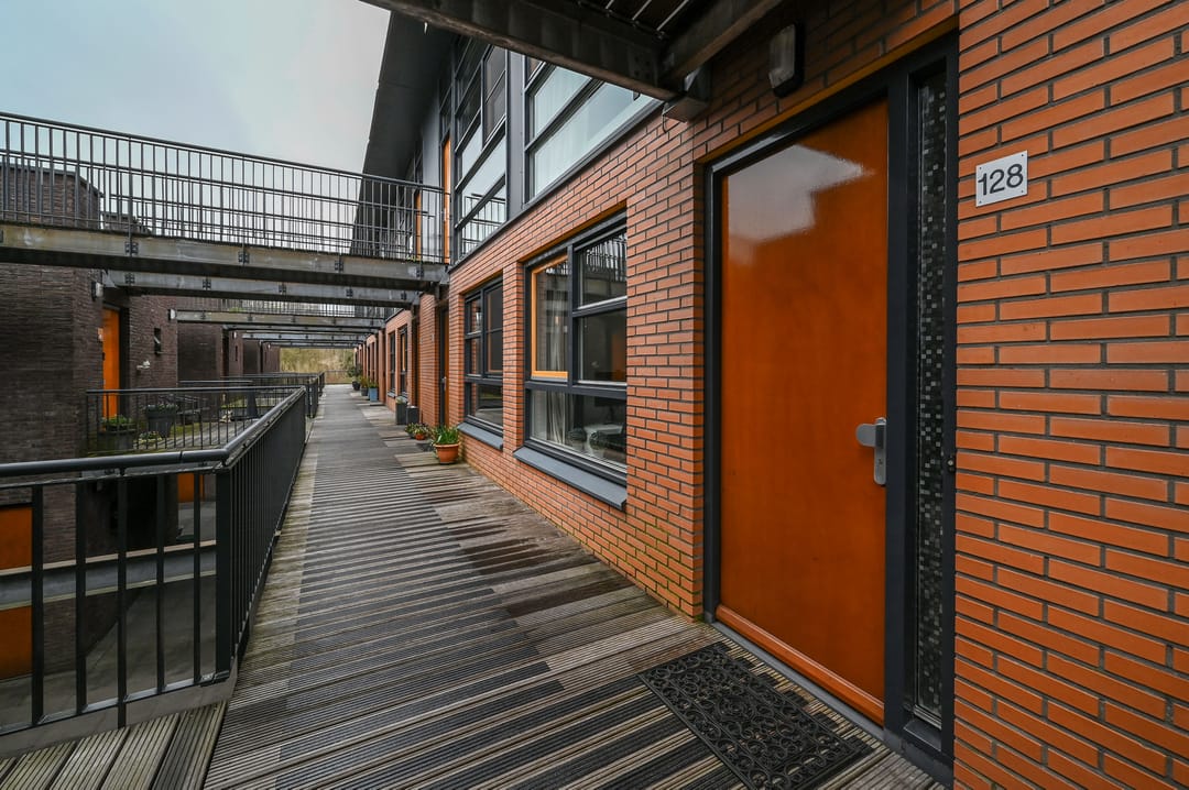 Foto 2 van Burgemeester de Voogtlaan 128