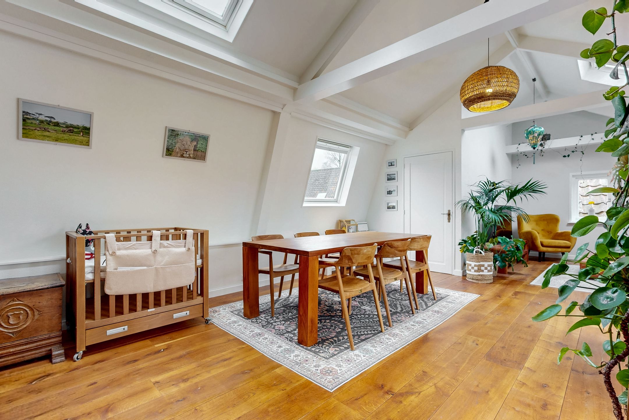 Photo 3 of Nassaustraat 129-A