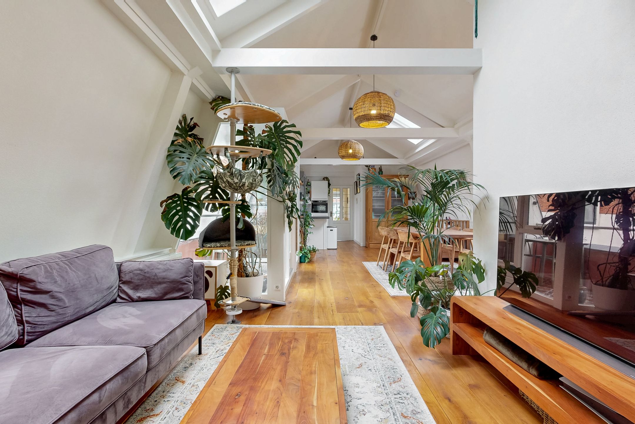 Photo 15 of Nassaustraat 129-A
