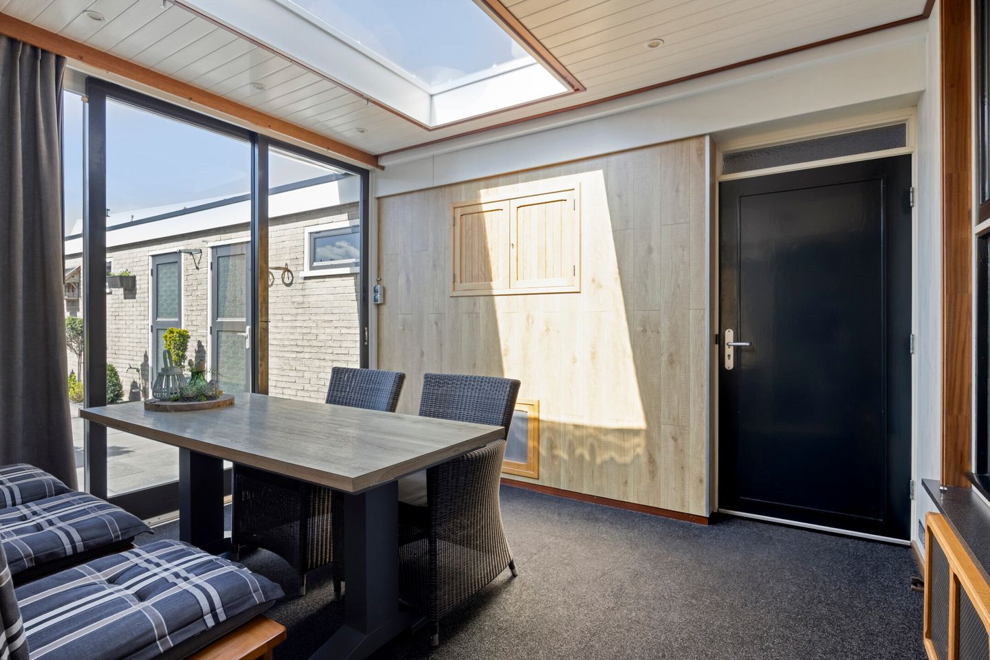 Foto 20 van Woolderweg 60