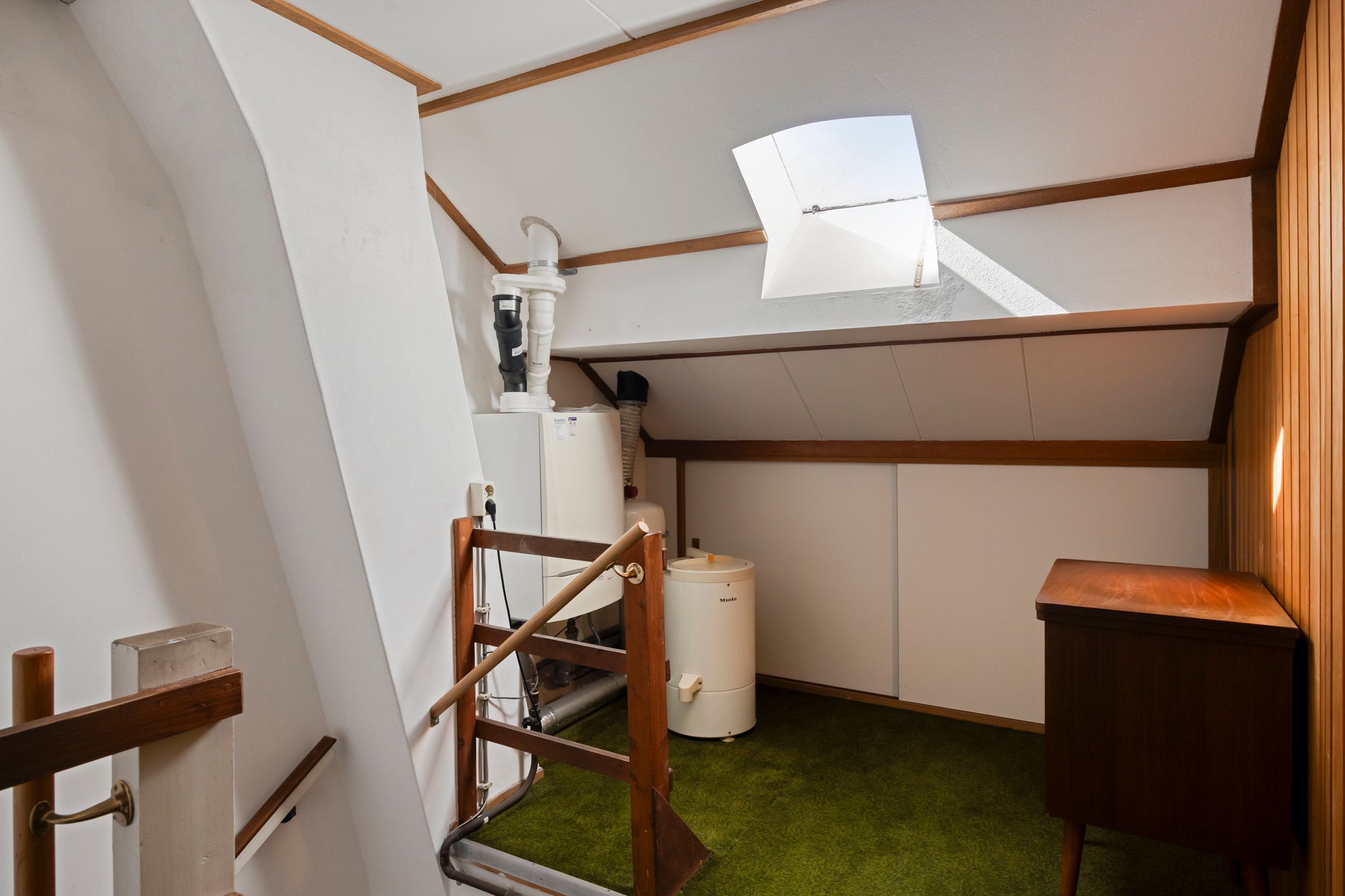 Foto 33 van Woolderweg 60