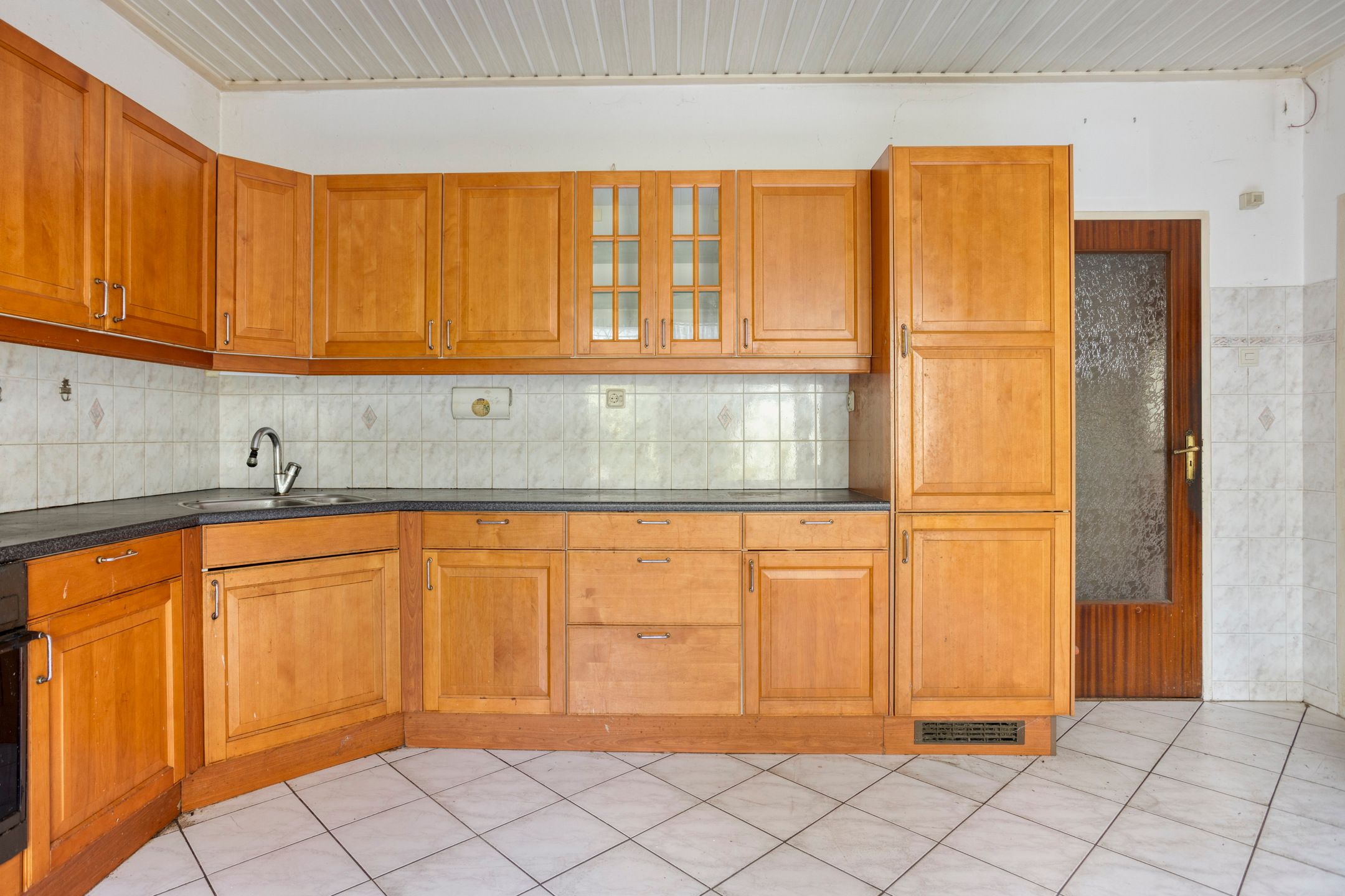 Photo 12 of Hermansstraat 12