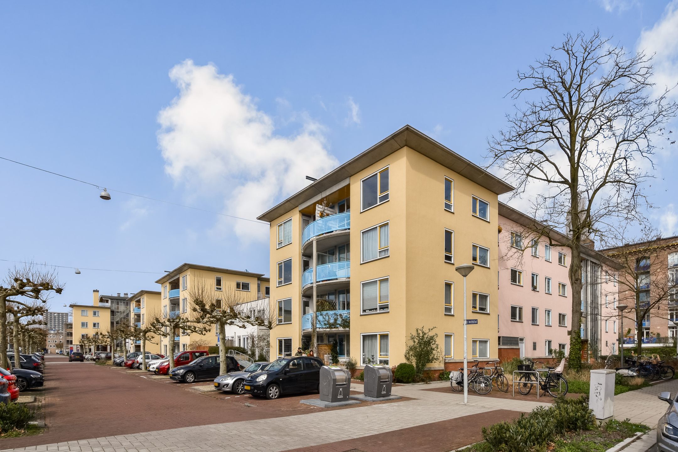 Photo 18 of J.C. van Epenstraat 53