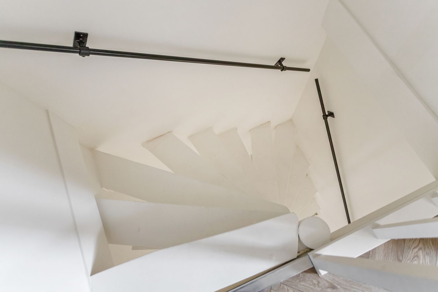 Photo 19 of Riouwstraat 21