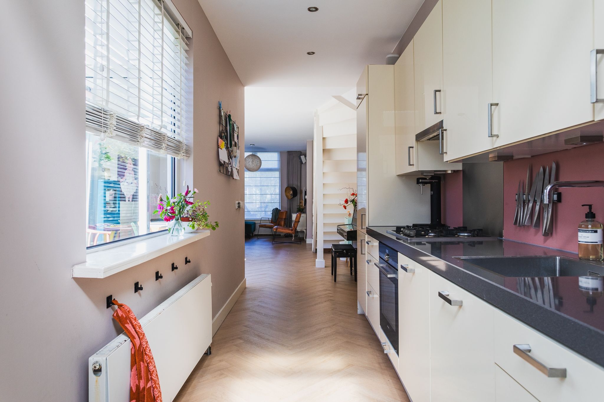 Photo 12 of Van St. Aldegondeplein 32