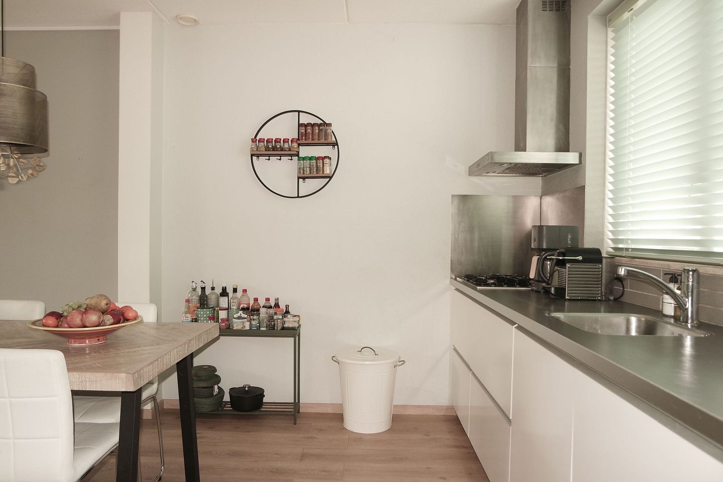 Foto 5 van A van Heestraat 19-E