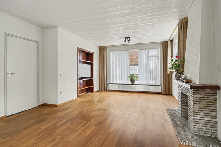 Photo 4 of Heuvelstraat 17