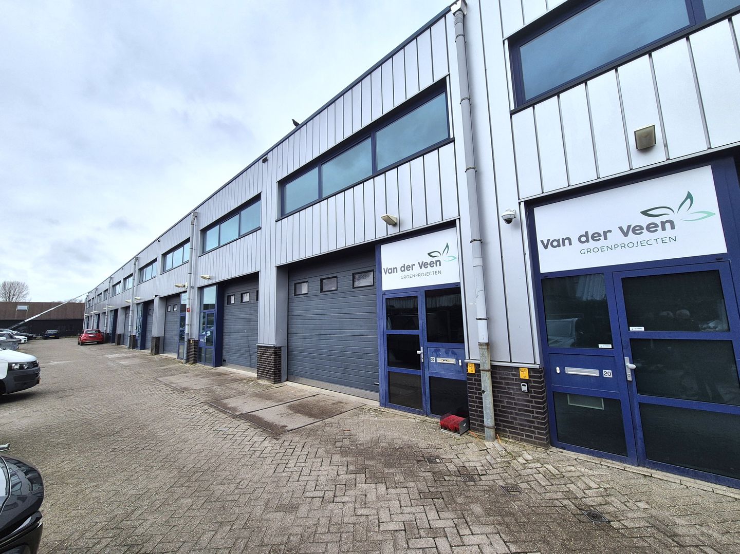 Bekijk foto 3 van Prisma 22