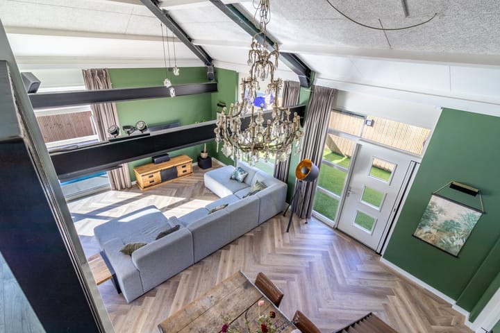 Foto 2 van Mezenhof 14