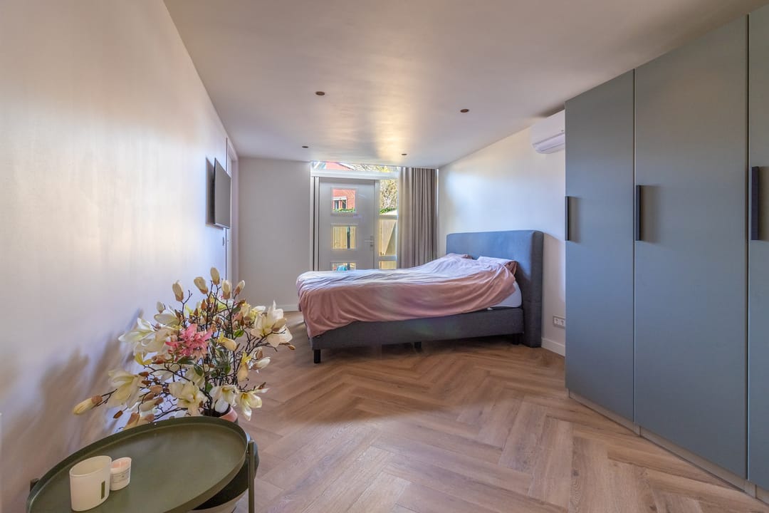 Foto 8 van Mezenhof 14