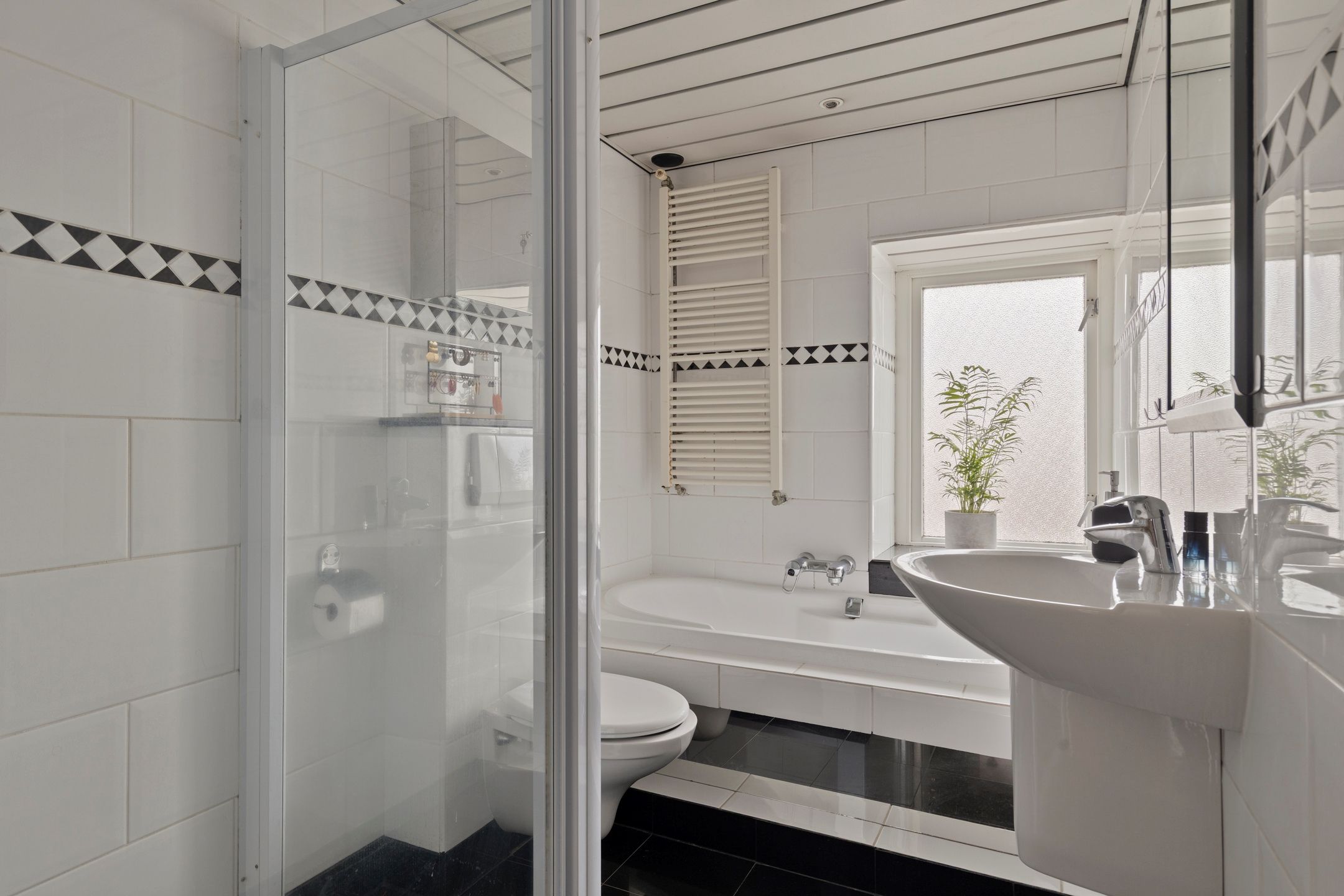 Photo 27 of Juffermansstraat 9