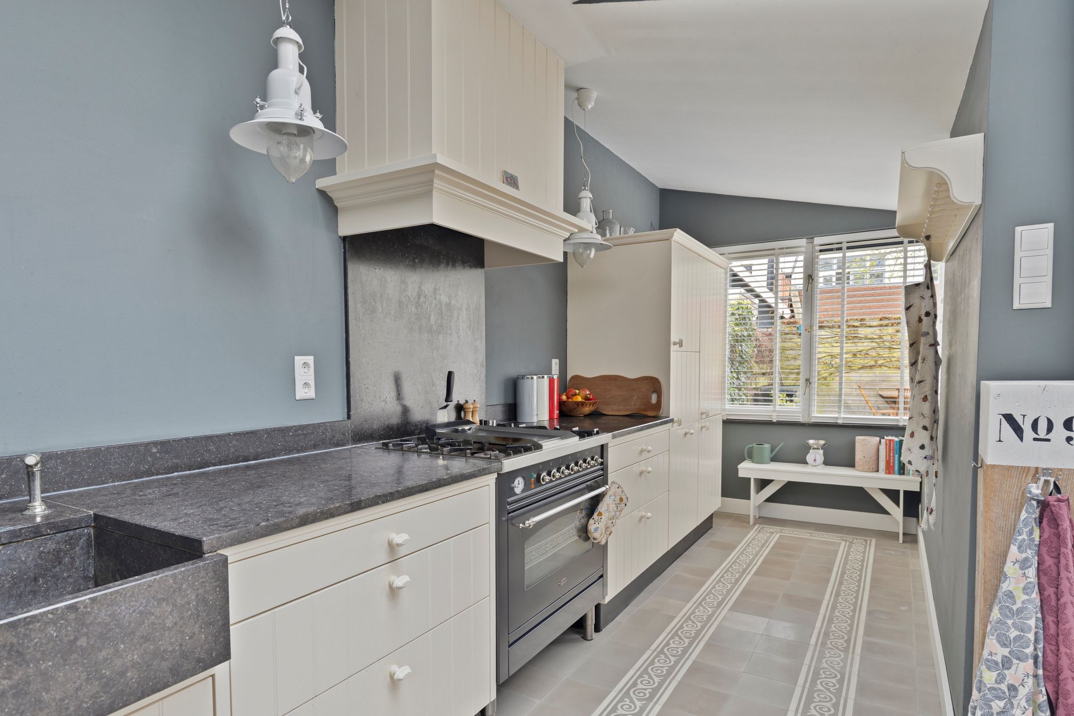 Photo 15 of Juffermansstraat 9