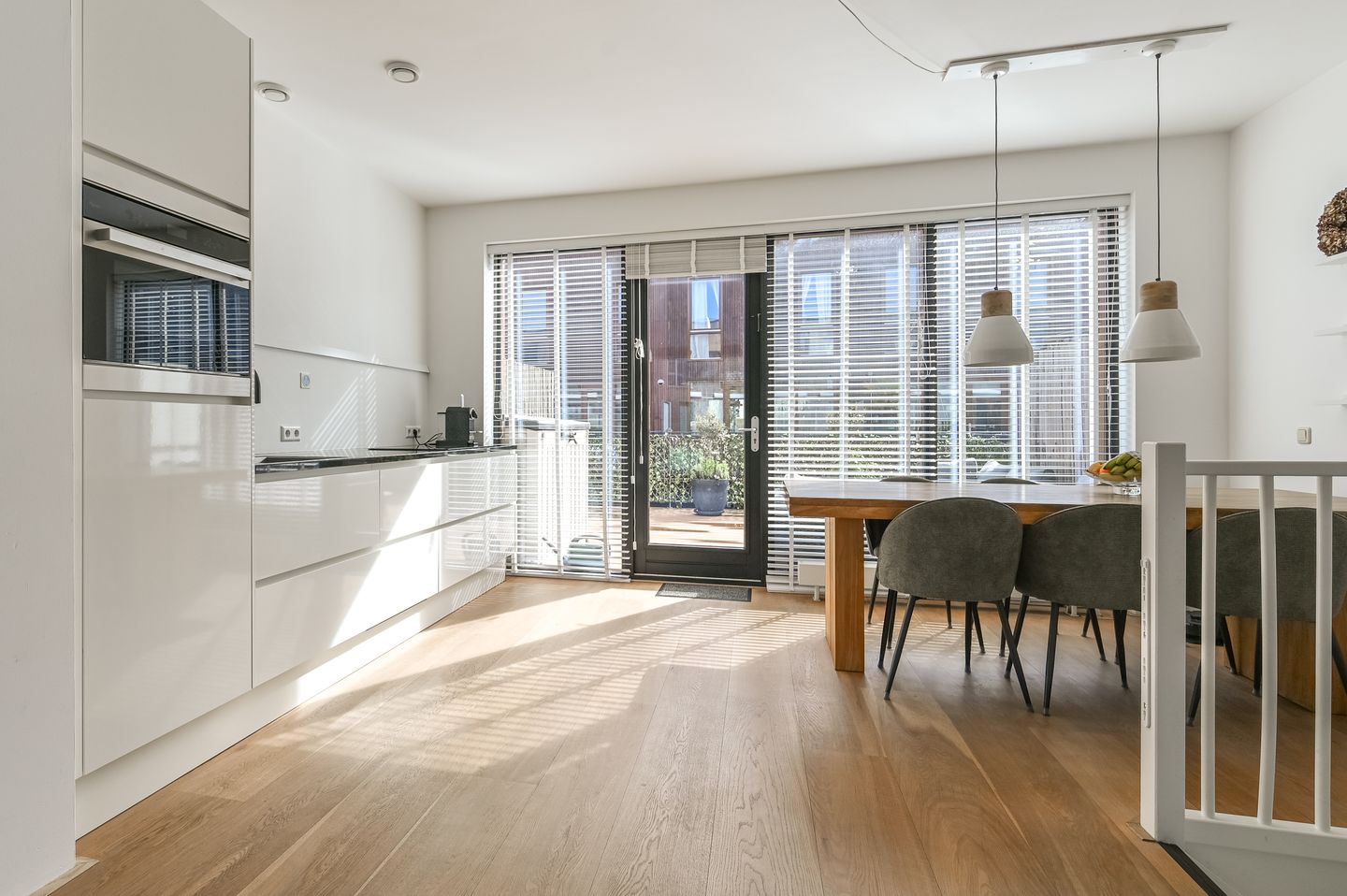 Foto 14 van Grahamstraat 277