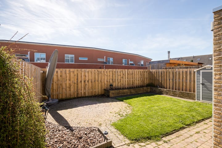 Foto 2 van Laurier 10