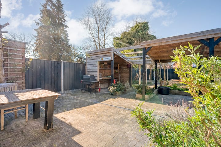 Foto 4 van Bentrotstraat 56