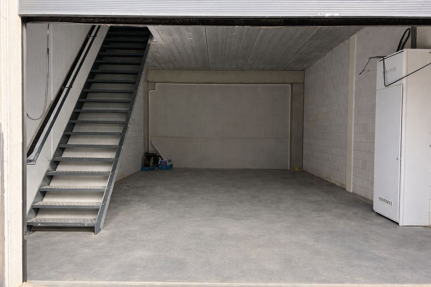 Bekijk foto 3 van Hertzstraat 5