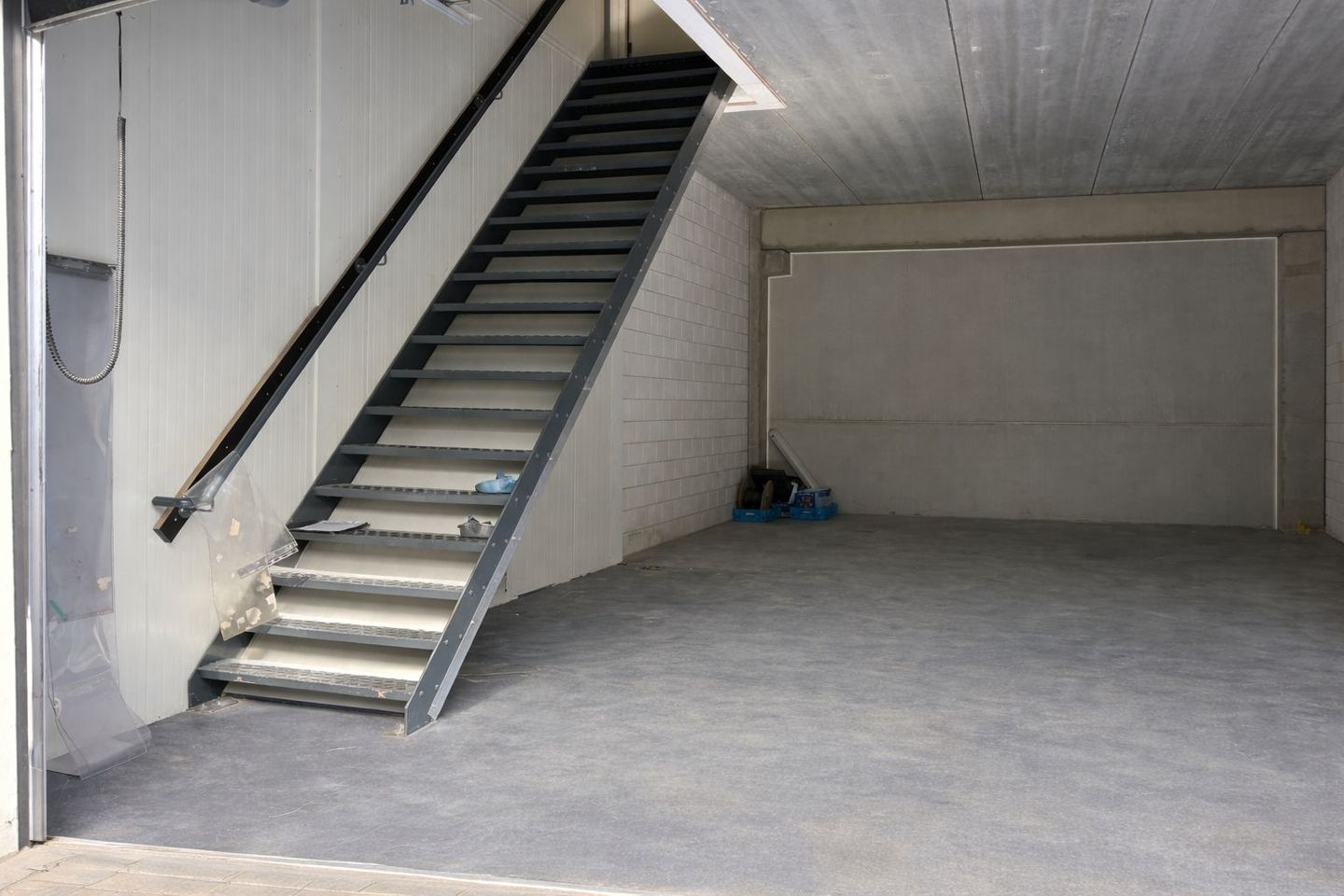 Bekijk foto 4 van Hertzstraat 5