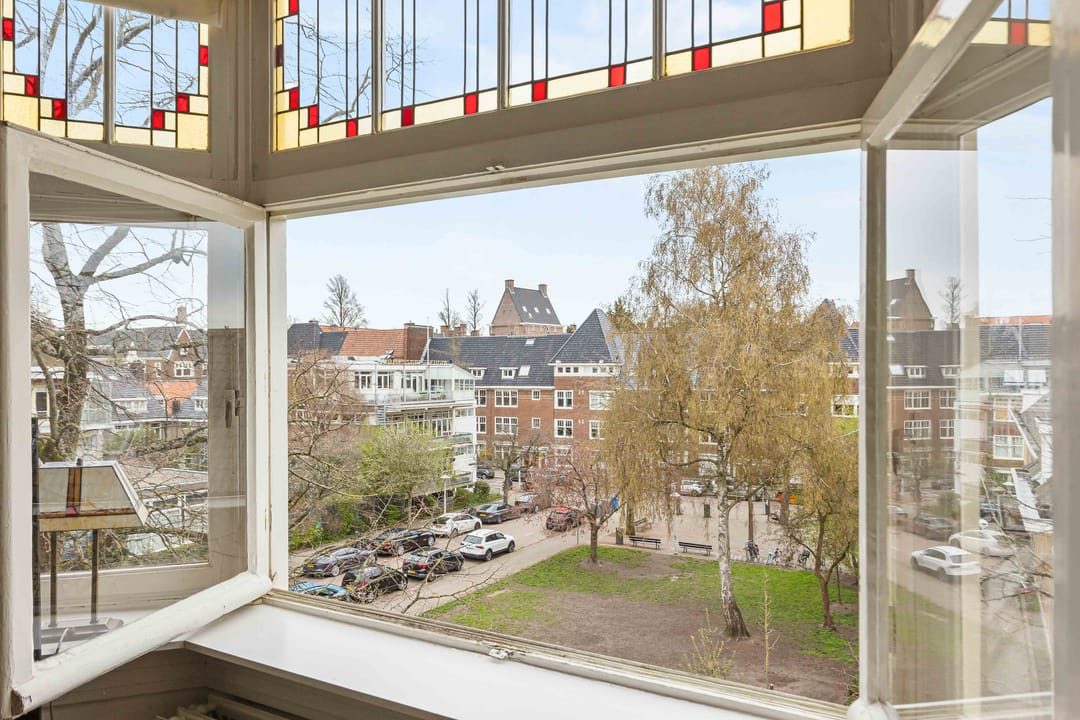 Photo 7 of Quinten Massijsstraat 2-3