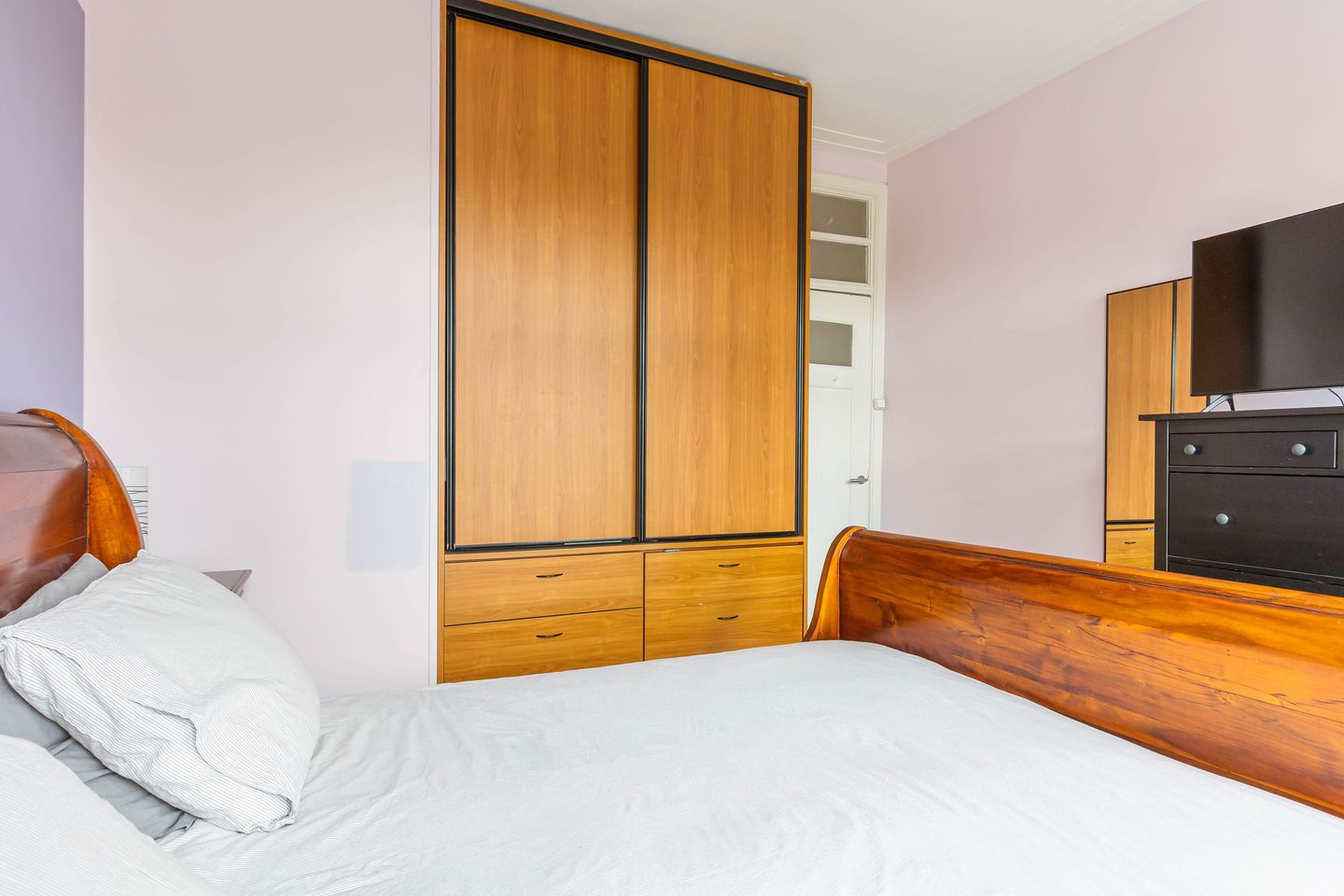 Photo 20 of Quinten Massijsstraat 2-3