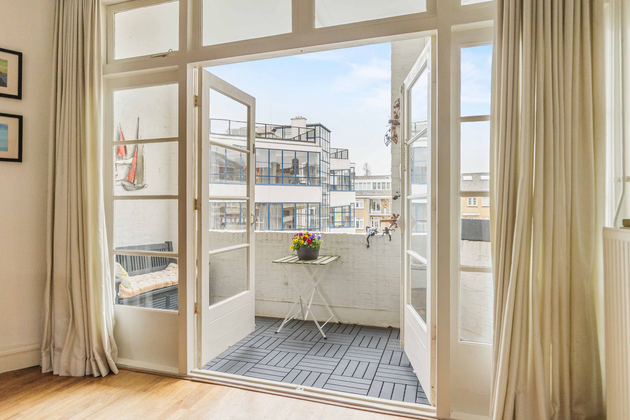 Photo 12 of Quinten Massijsstraat 2-3