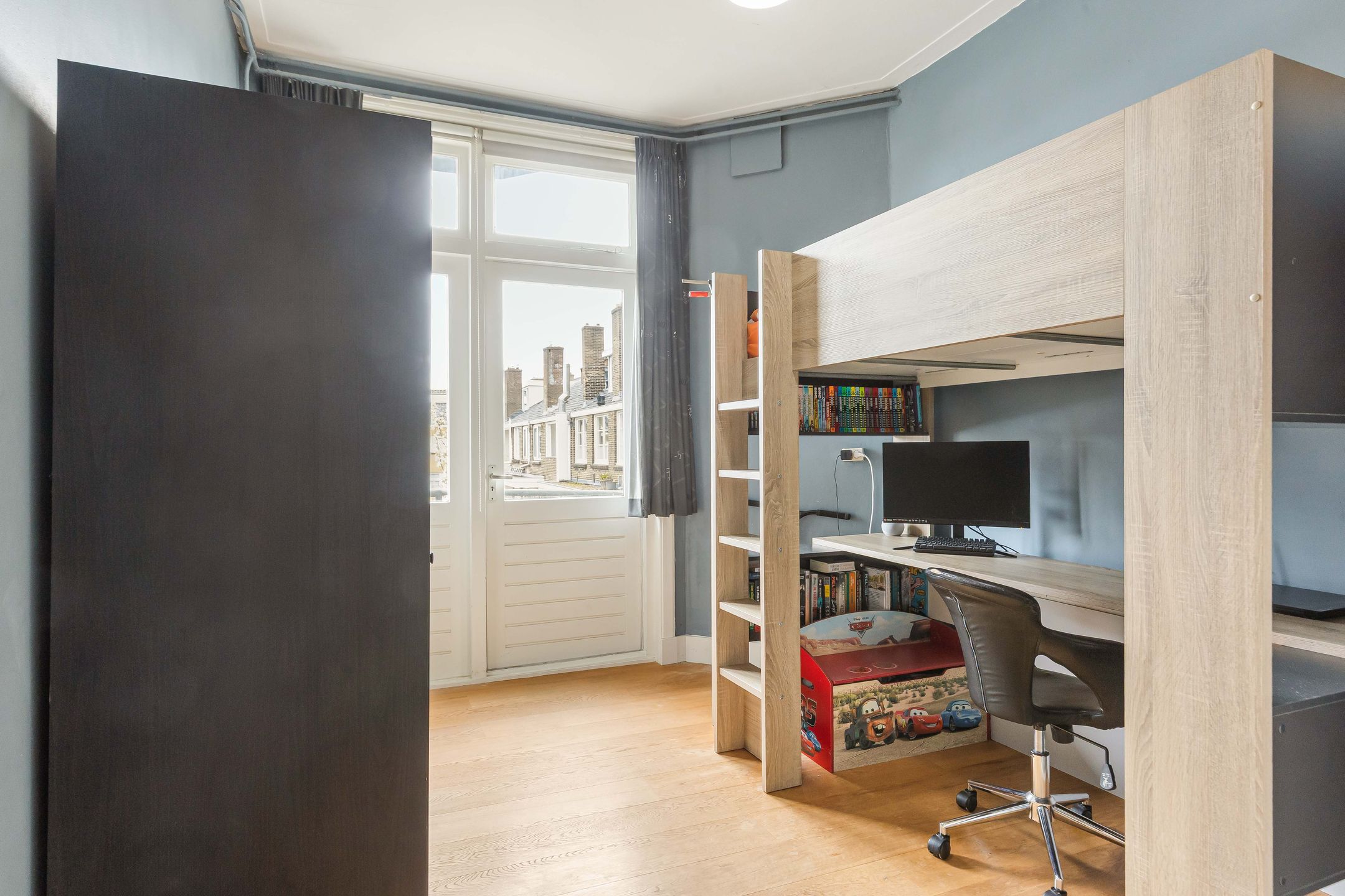 Photo 27 of Quinten Massijsstraat 2-3