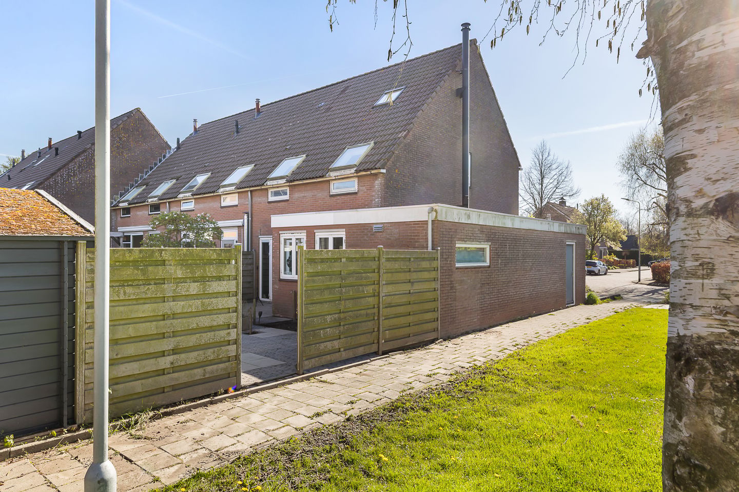 Spacious semi-detached home with garage in peaceful Veere — 25