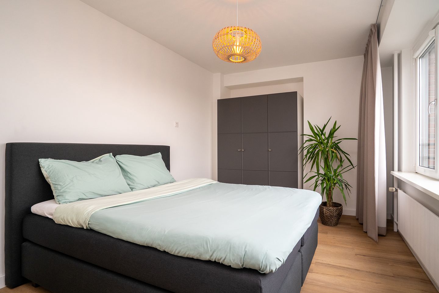 Photo 20 of Waalstraat 201