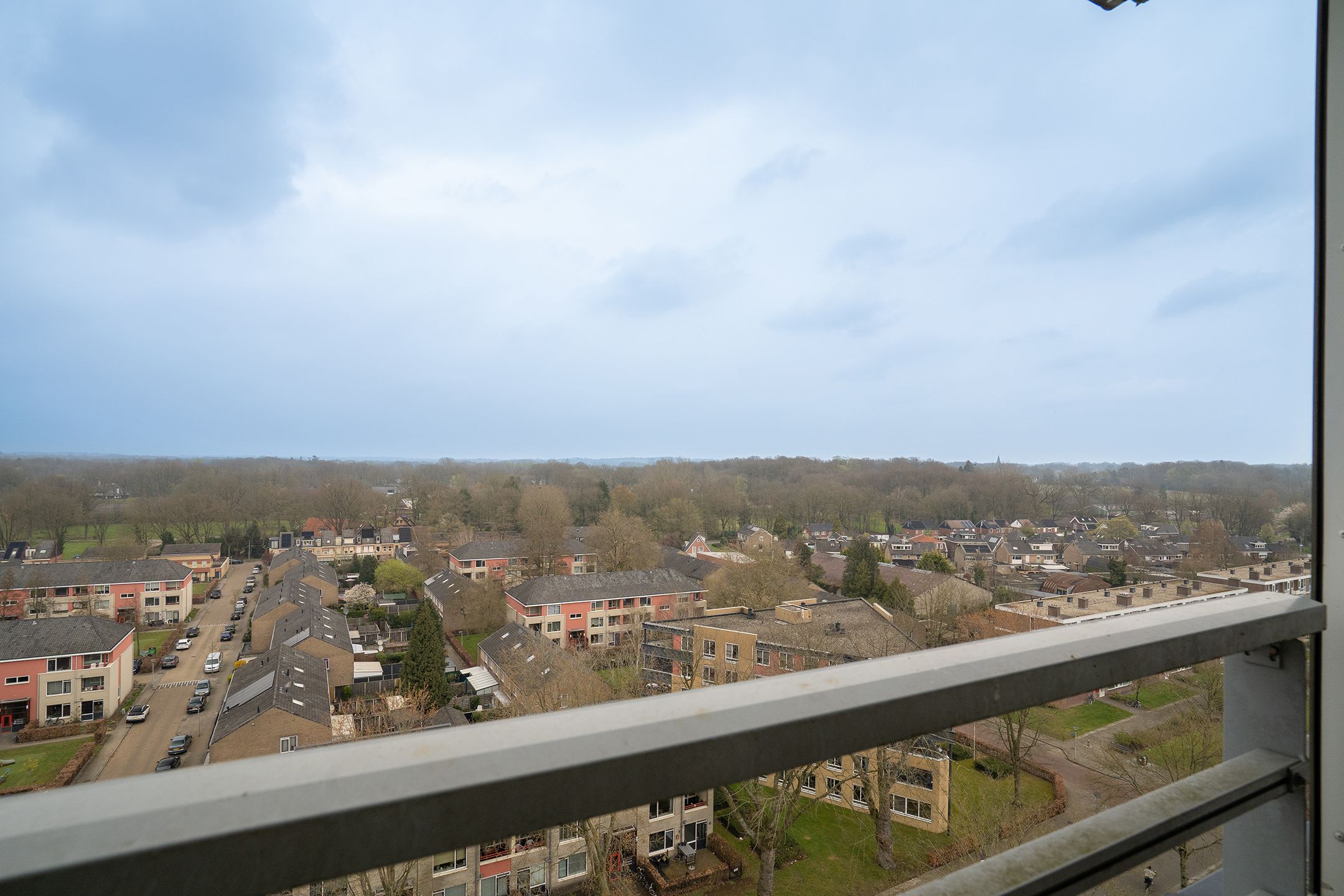 Photo 18 of Waalstraat 201