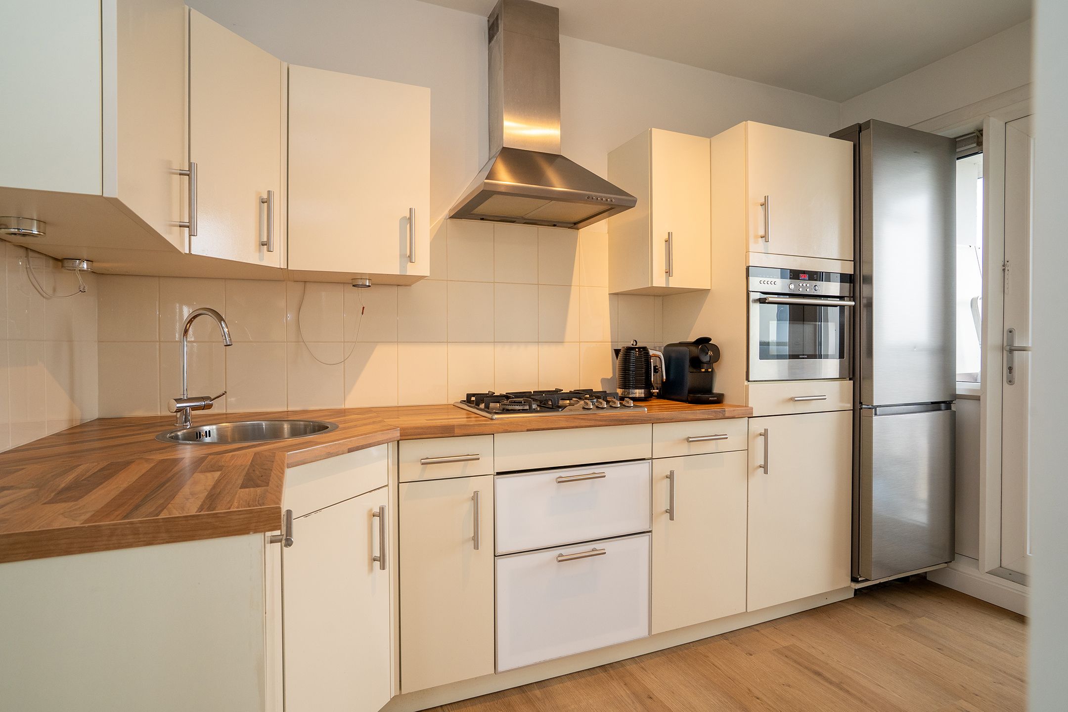 Photo 15 of Waalstraat 201