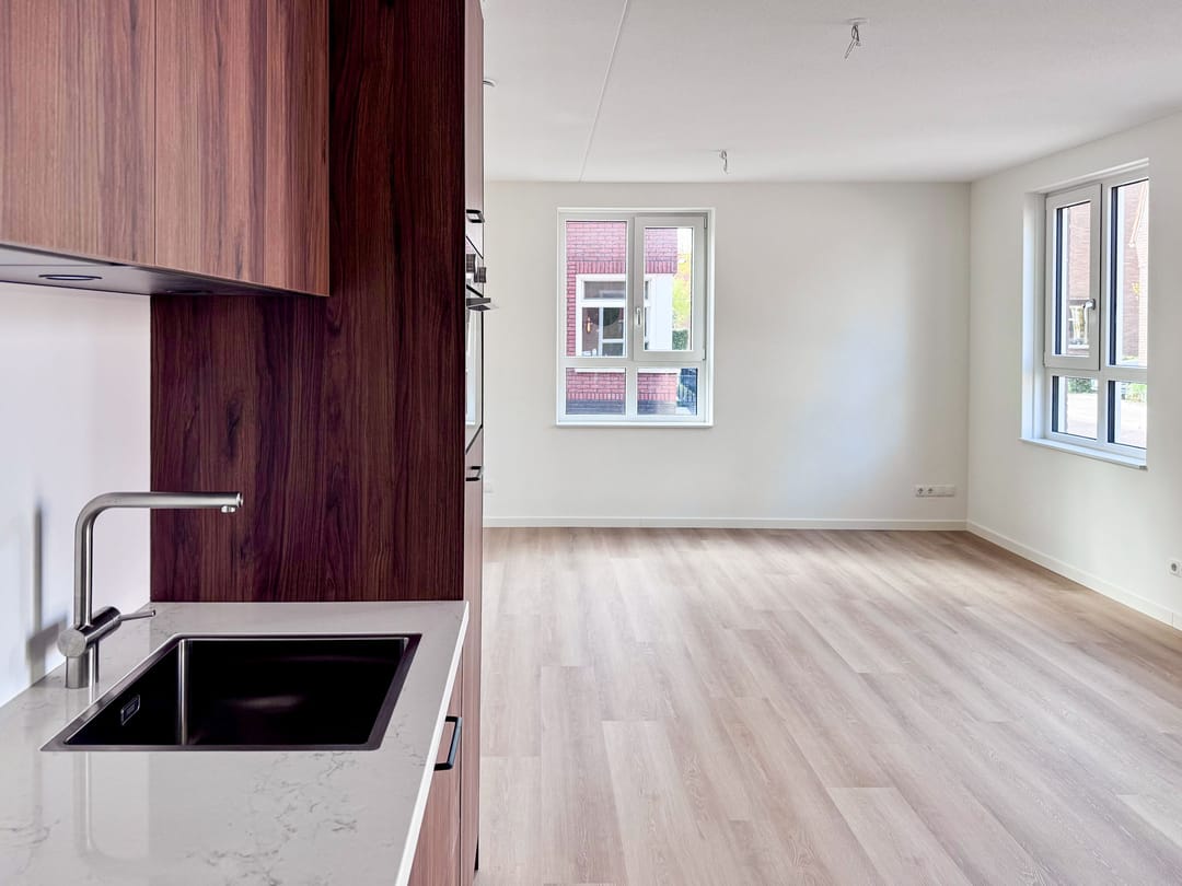 Photo 22 of Raadhuisstraat 9