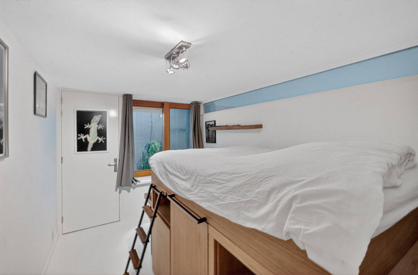 Photo 40 of Lisdoddelaan 17