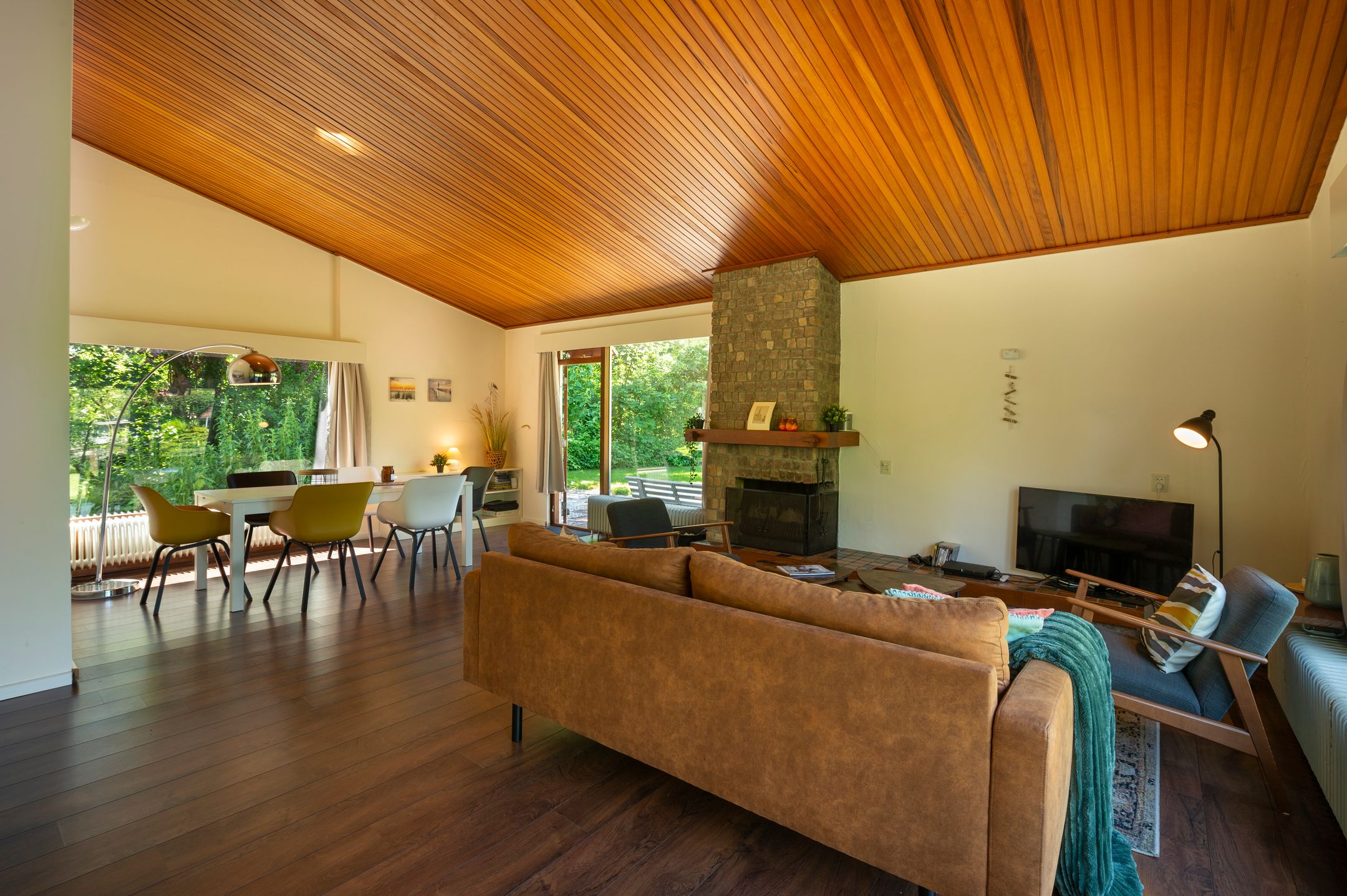 2-bedroom freehold villa in Ouwerkerk — photo 4 of 5