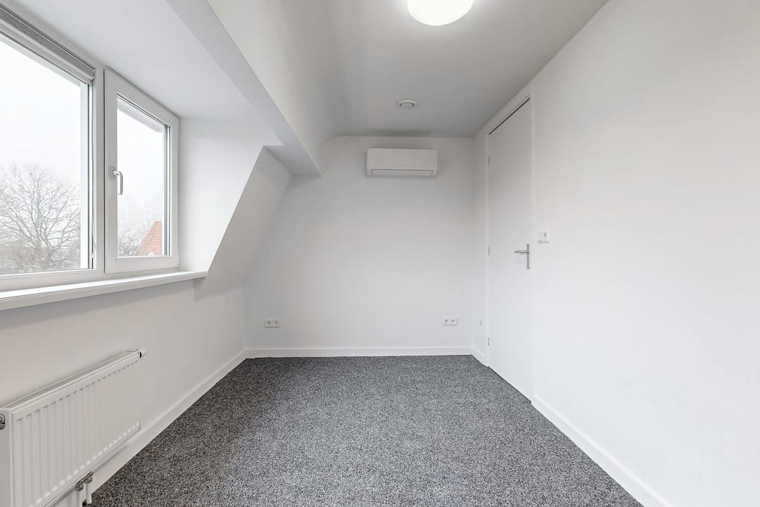 Fully Renovated Upper Apartment with Energy Label A+ in Haarlem-Noord — 13