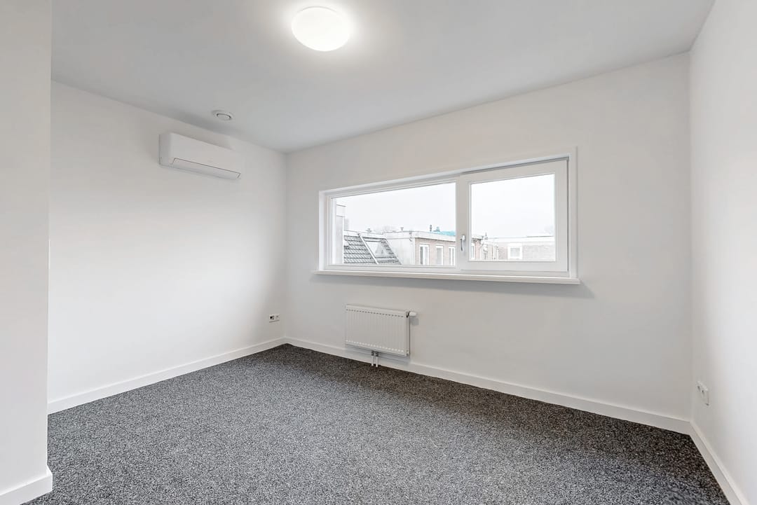 Fully Renovated Upper Apartment with Energy Label A+ in Haarlem-Noord — 16