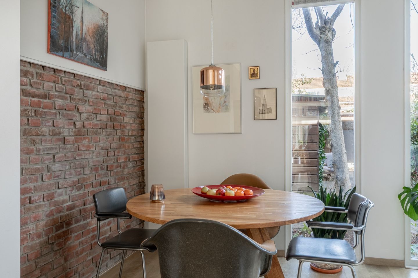 Photo 19 of Nassaustraat 5