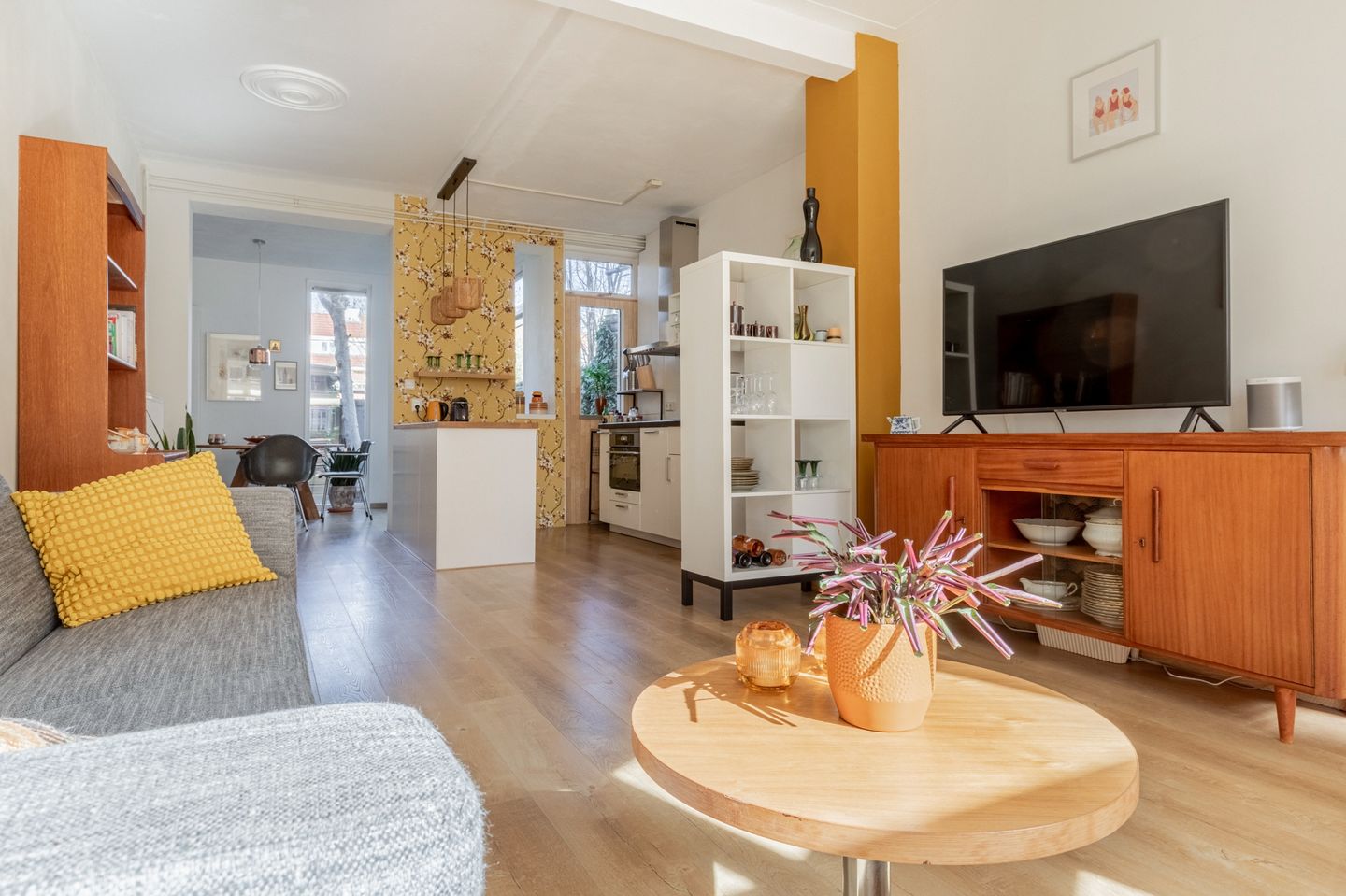 Photo 10 of Nassaustraat 5