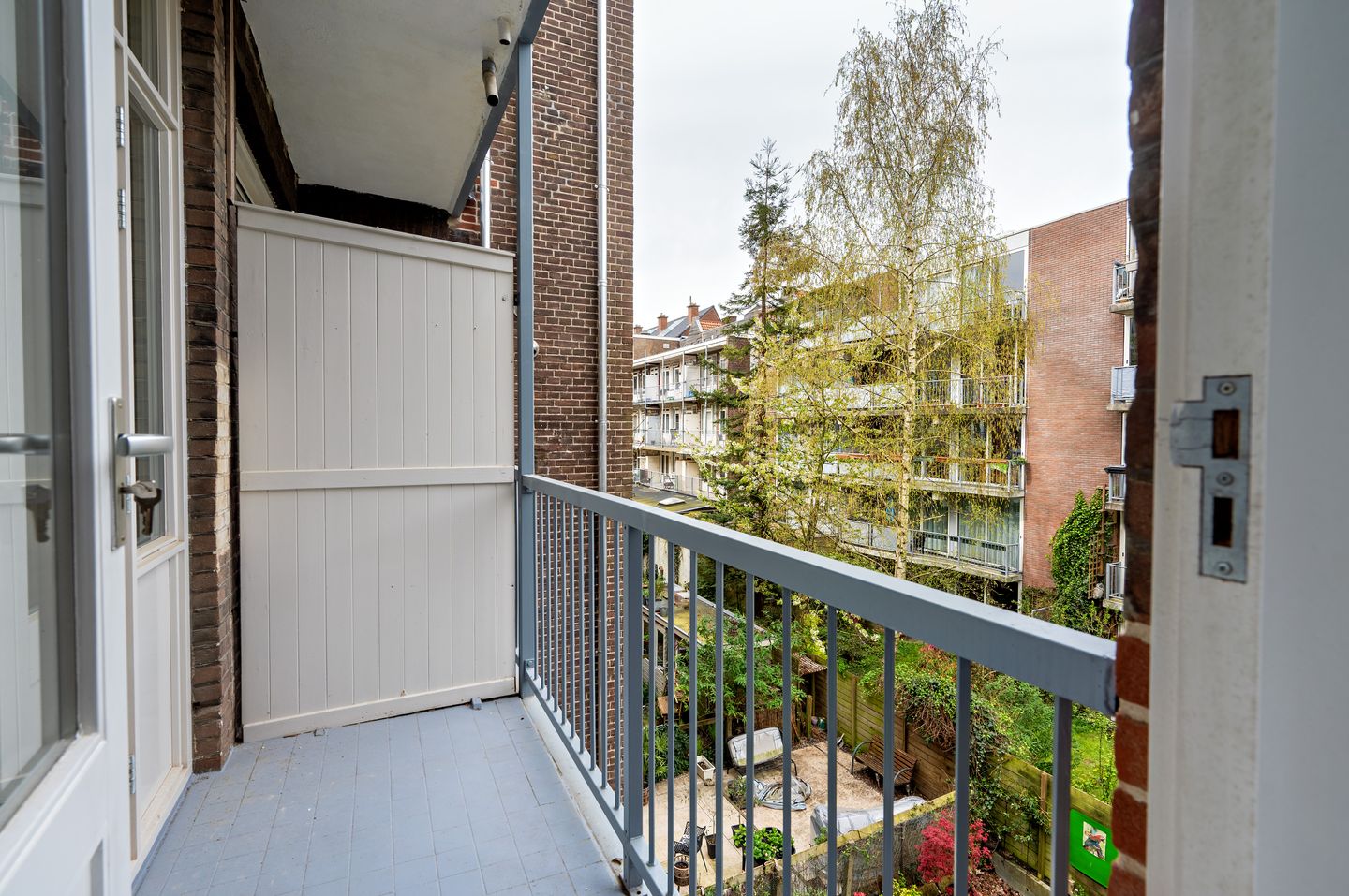 Photo 4 of Derde Schinkelstraat 20-2L