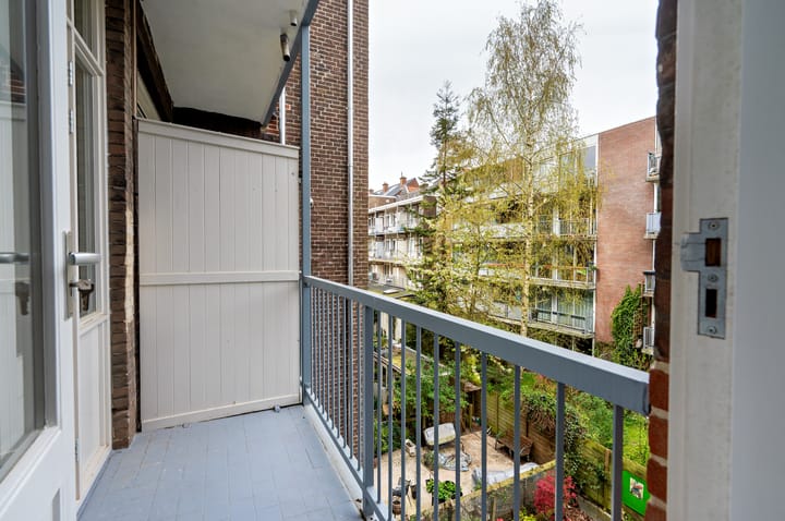 Photo 4 of Derde Schinkelstraat 20-2L