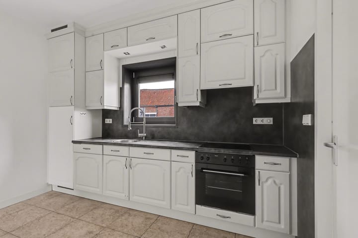 Photo 5 of Weststraat 16-B