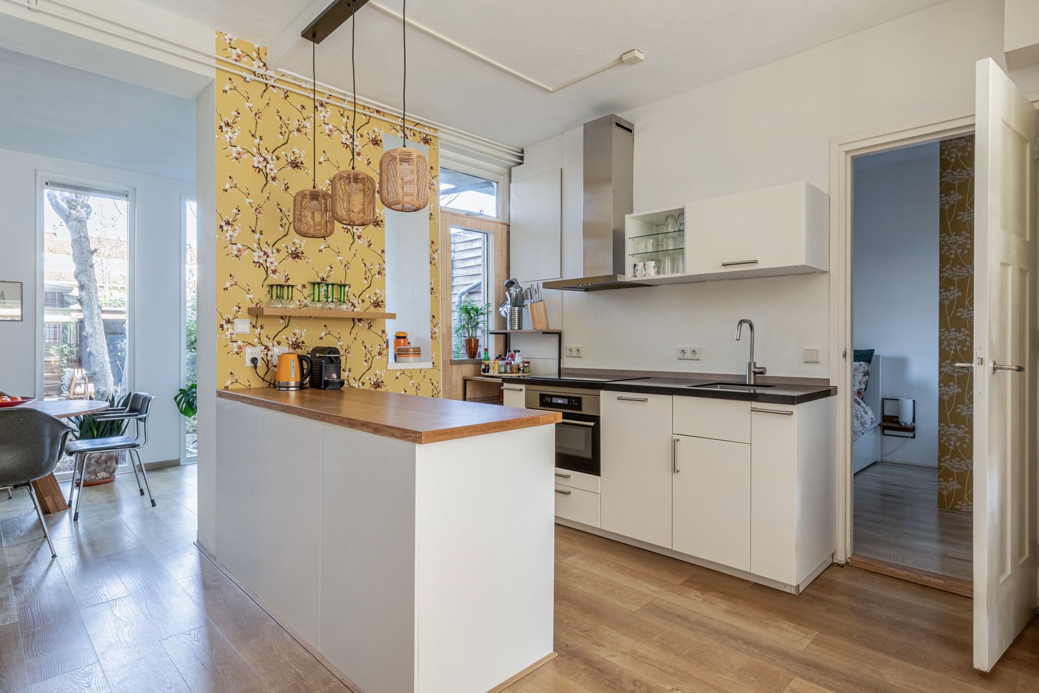 Photo 15 of Nassaustraat 5