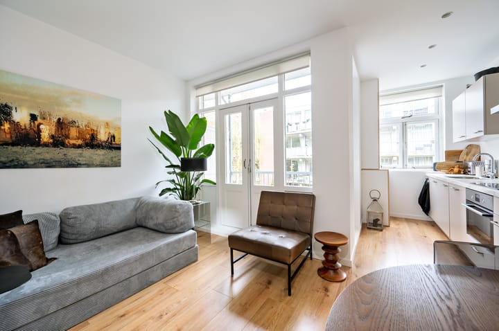 Photo 2 of Derde Schinkelstraat 20-2L