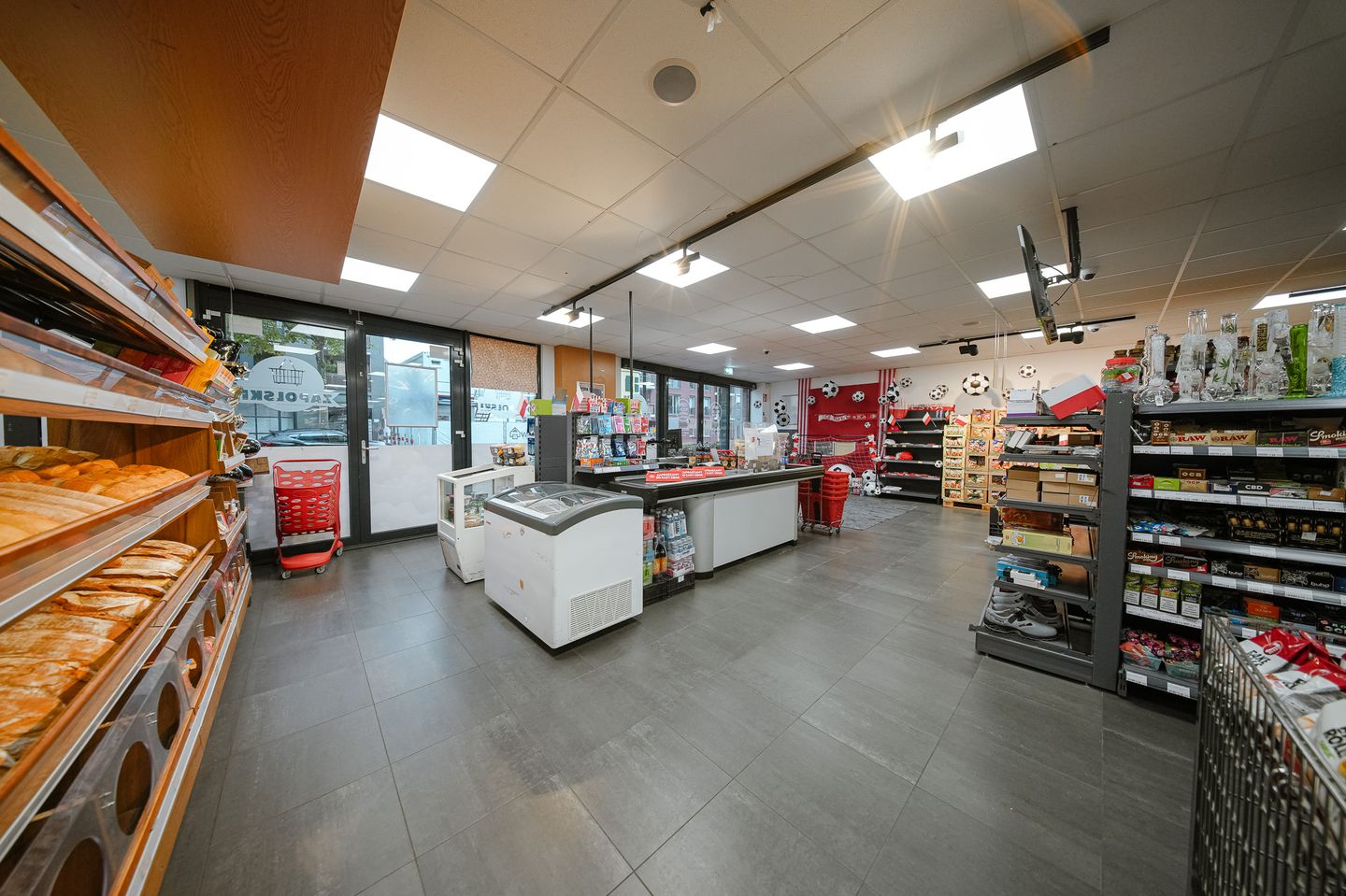 Bekijk foto 5 van Noord Koninginnewal 40