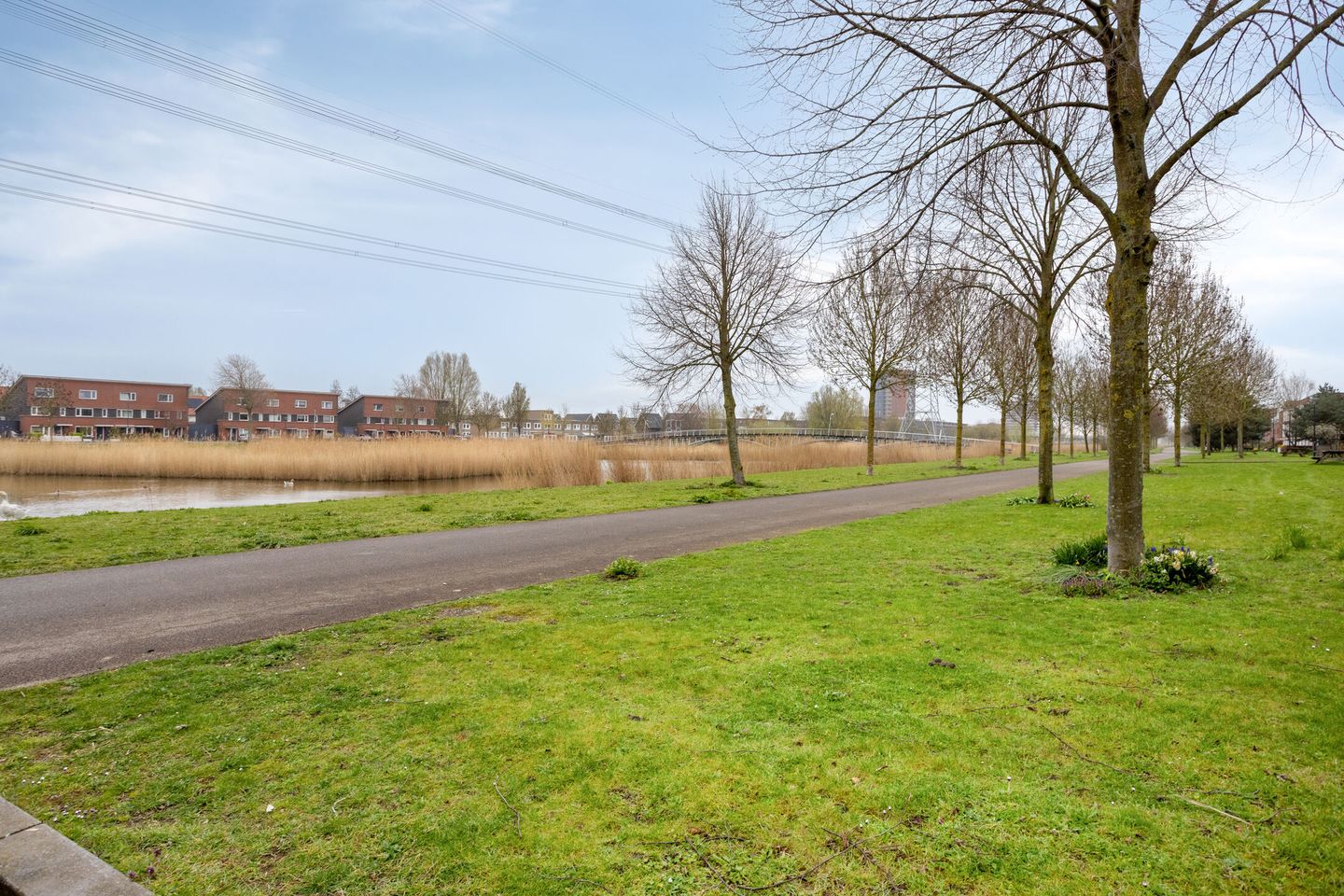 Spacious Maisonnette with Large Sun Terrace in Green Nesselande — 34