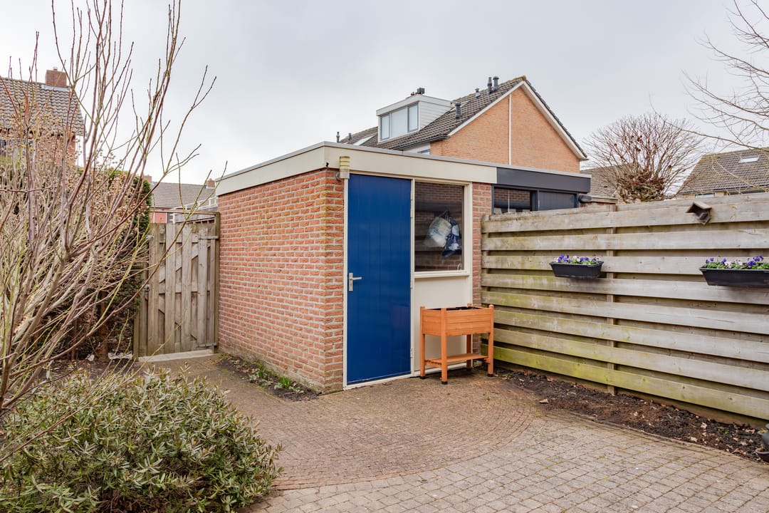 Spacious Corner Home with Sunny Southeast Garden in Quiet Zwaag Location — 37