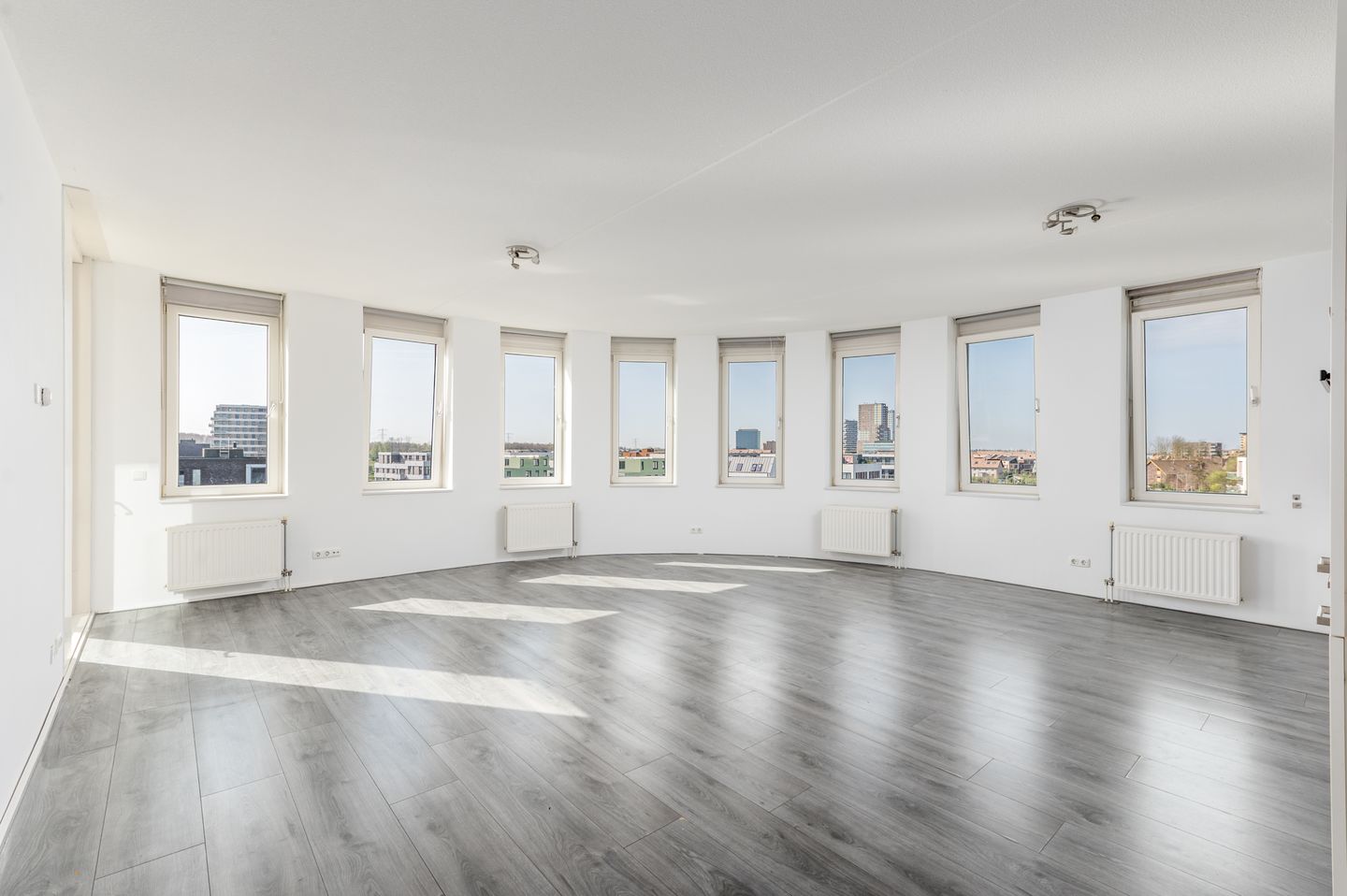 Foto 19 van Denemarkenstraat 40