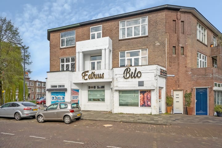 Foto 4 van Caan van Necklaan 3-B