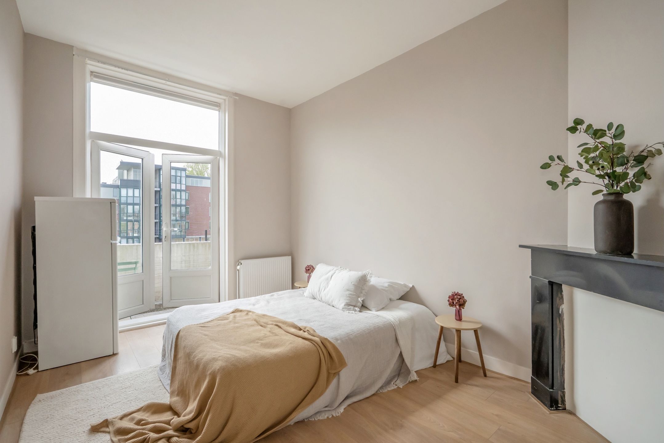 Modern apartment in popular Cromvliet neighbourhood — 15