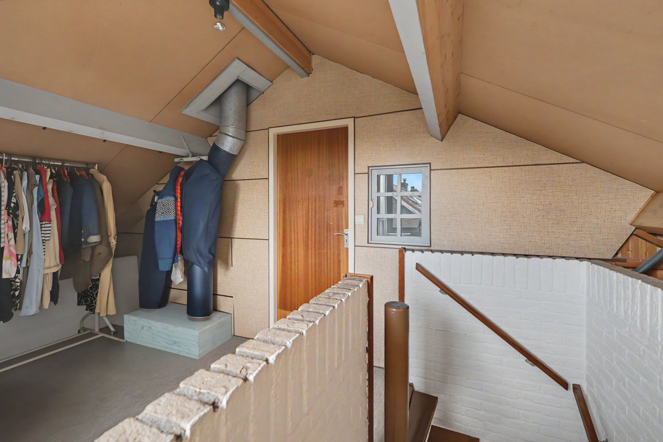 Foto 27 van Weerkruislaan 84