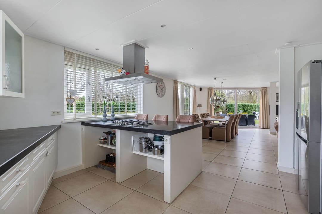 Photo 8 of Jol 11 30