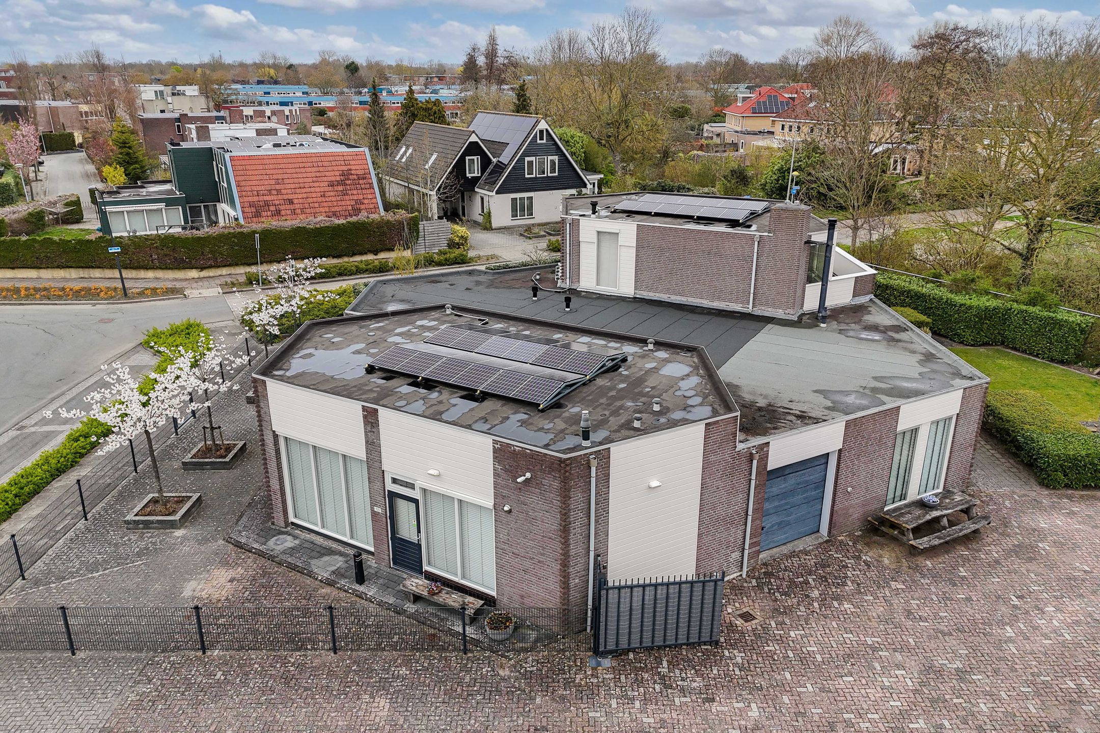 Photo 63 of Jol 11 30